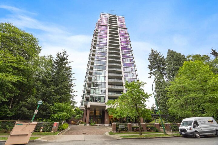7088 18th Avenue 2807 — photo 1
