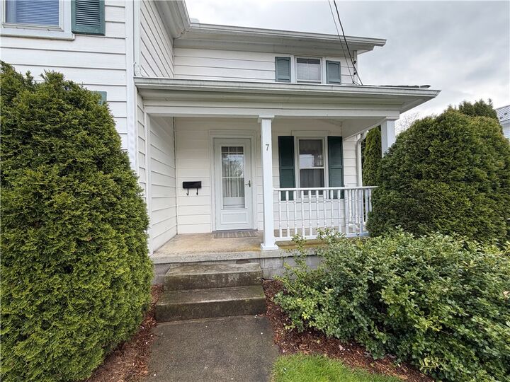 Property Photo:  7 Troup Street  NY 13148 