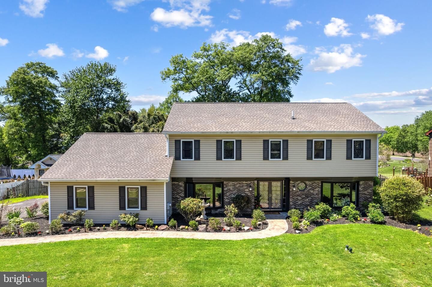Property Photo:  329 Sherwood Drive  PA 19067 