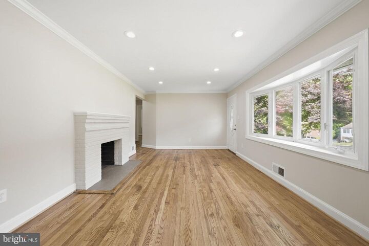 Property Photo: 4915 Sharon Road MD 20748