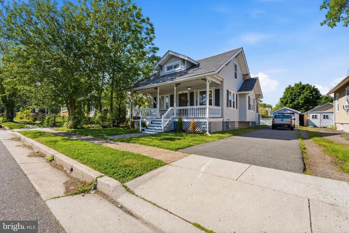 Property Photo:  15 Elmhurst Place  DE 19804 