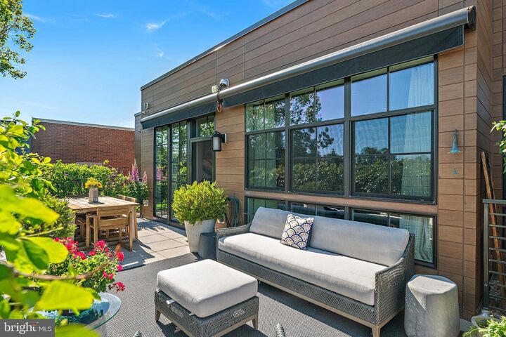 Property Photo:  141 West Street 401  MD 21401 