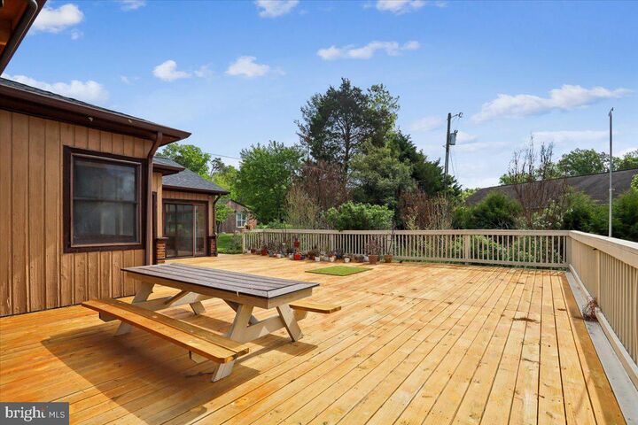 Property Photo:  15125 Braddock Road Main House  VA 20120 