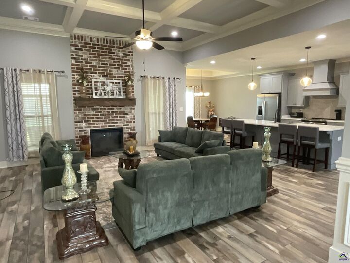 Property Photo:  127 Woodwinds Court  GA 31047 