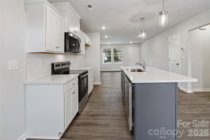 Property Photo: 532 Bond Street NC 28677