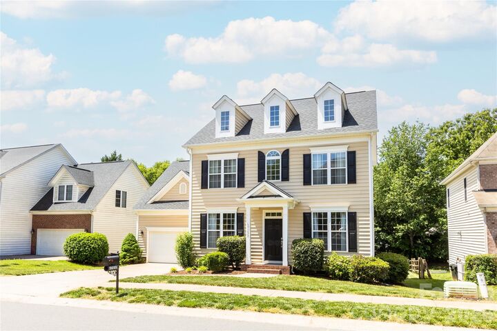 Property Photo:  17233 Knoxwood Drive  NC 28078 