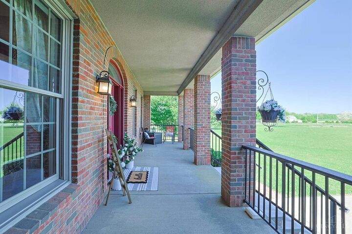 Property Photo:  5640 Horseshoe Bend  OH 45383 
