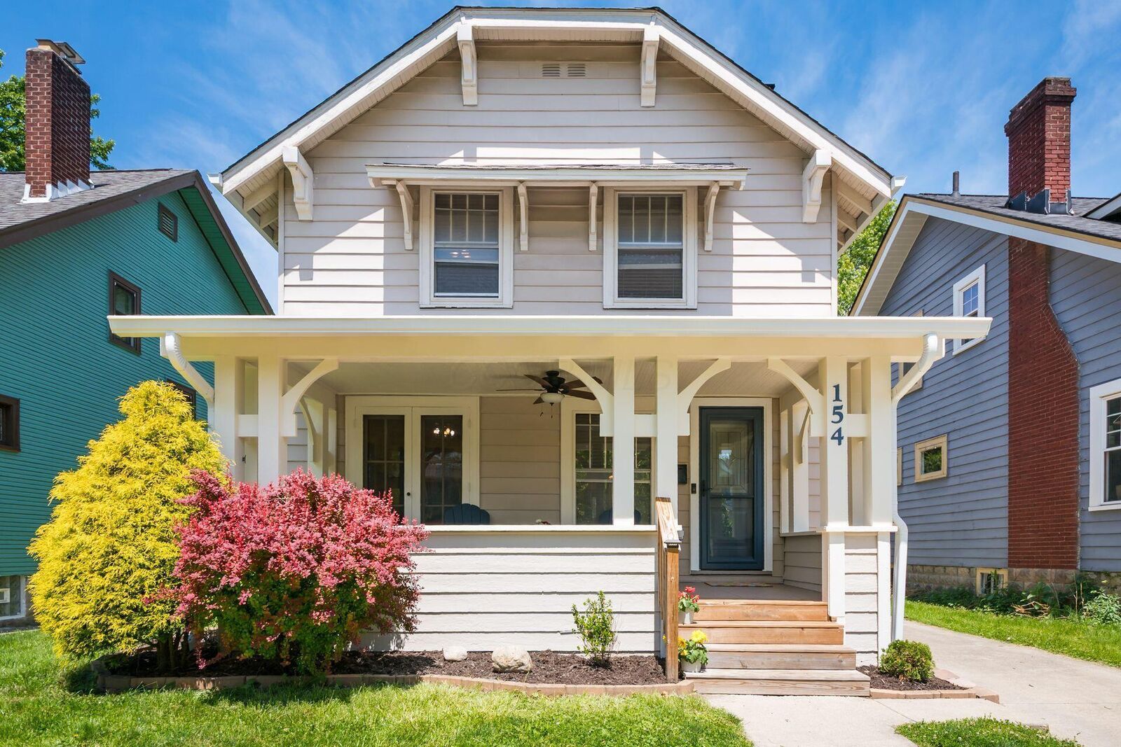 Property Photo: 154 E Kelso Road OH 43202