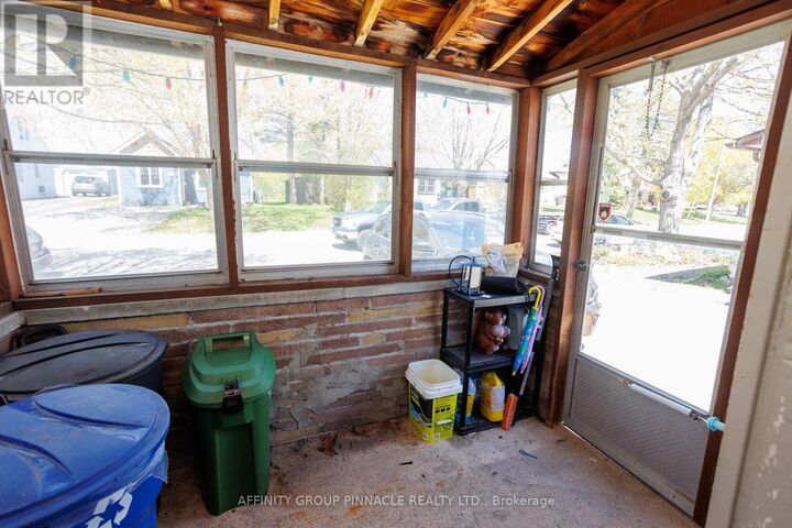 Property Photo:  7 Churchill Crescent  ON K9V 3Y7 