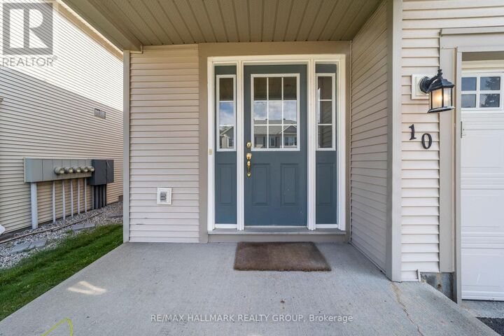 Property Photo:  10 Fieldberry Private  ON K2J 5E7 