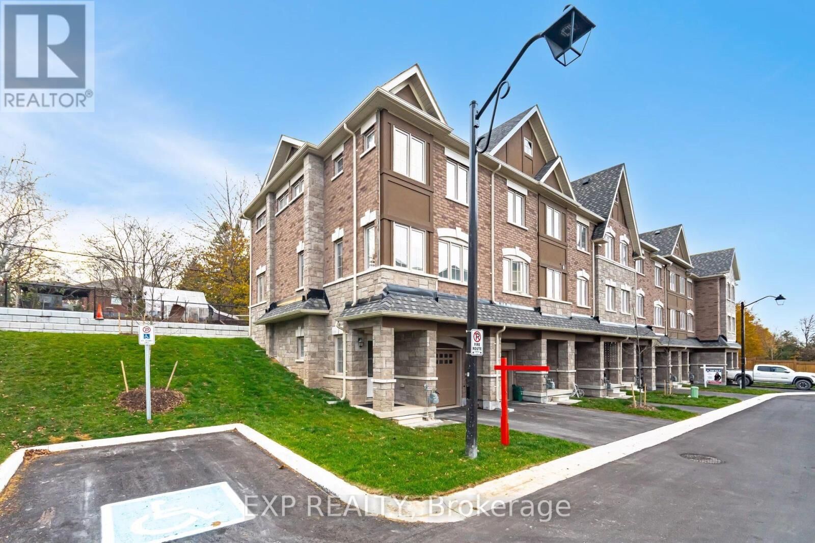 Property Photo:  68 First Street 24  ON L9W 2E4 