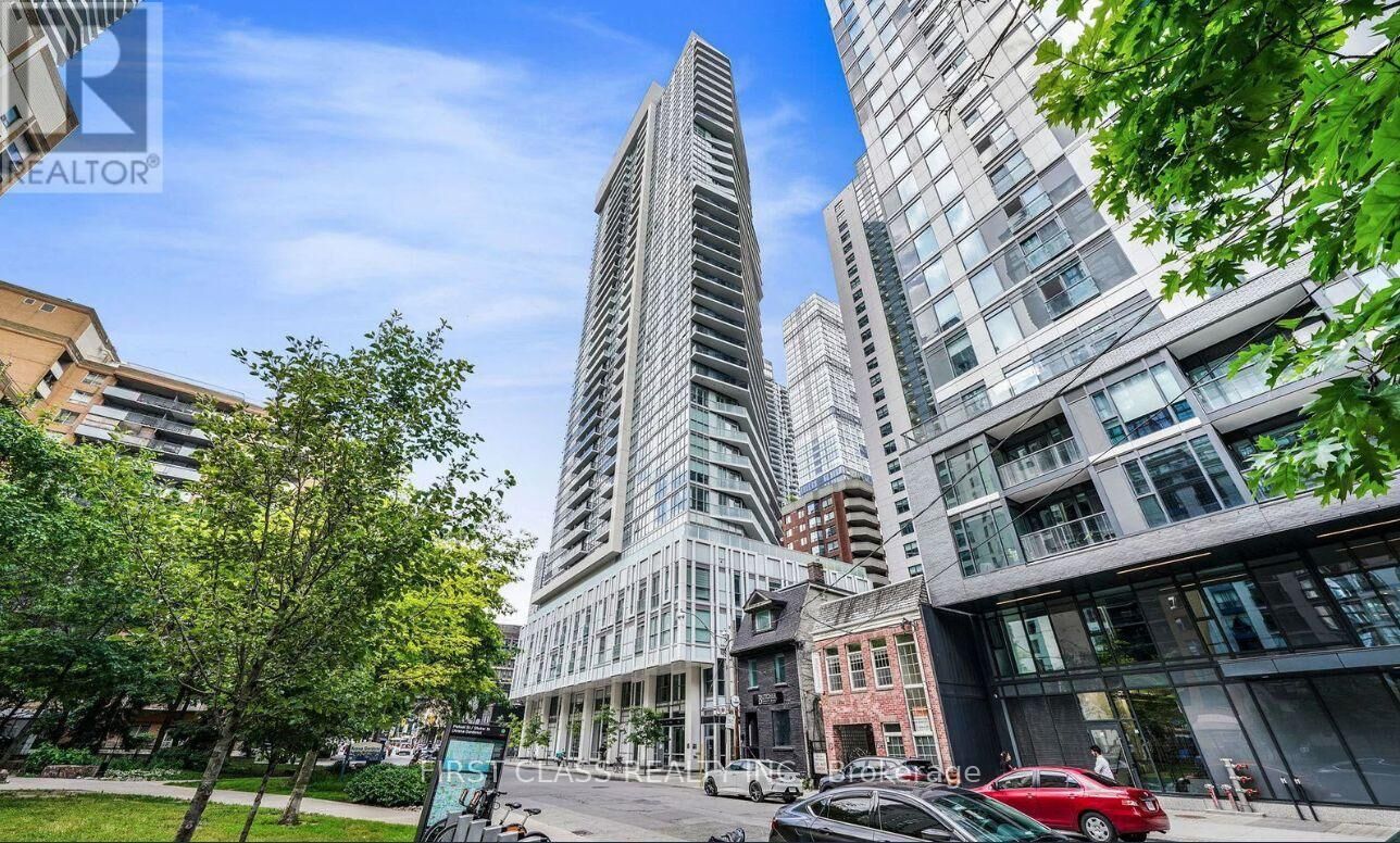 Property Photo:  77 Mutual Street 3507  ON M5B 2A9 