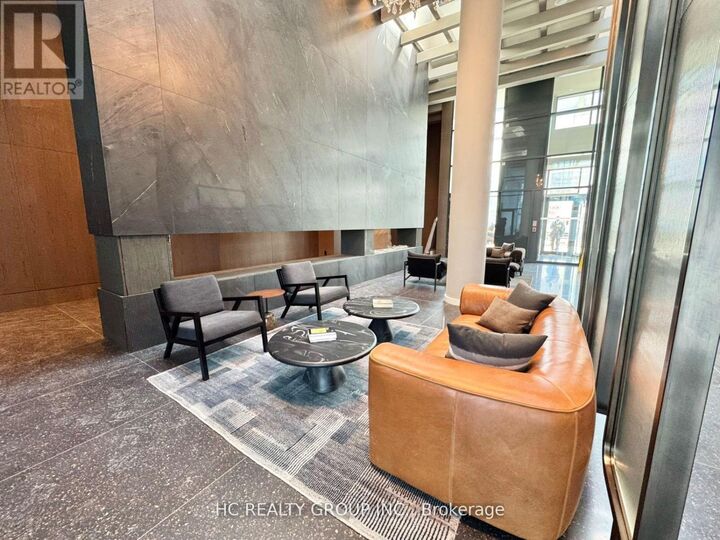 Property Photo:  28 Interchange Way 3602  ON L4K 0P8 