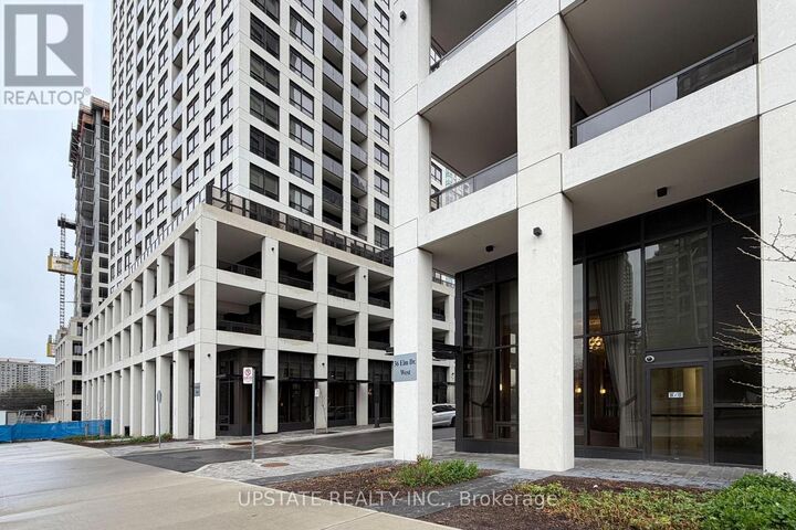 Property Photo:  36 Elm Drive 1105  ON L5B 0N3 