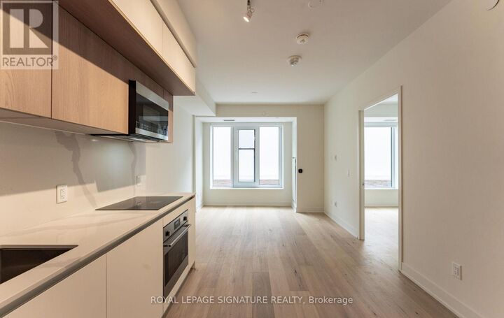 Property Photo:  322 Dupont Street 210  ON M5R 0E3 