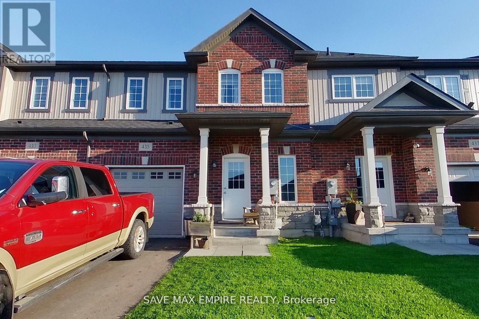 Property Photo:  435 Williams Crescent  ON L2A 0E9 
