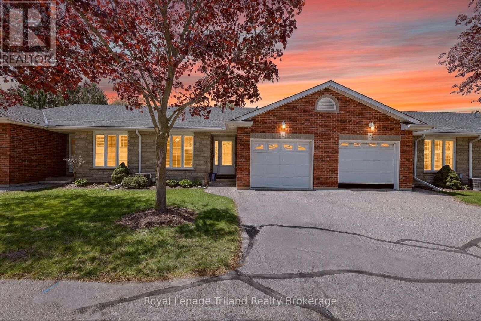 Property Photo:  928 Lorene Street 12  ON N4S 5N8 