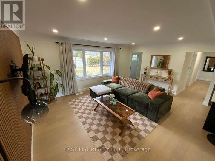 Property Photo:  345 Head Street North  ON N7G 2J8 