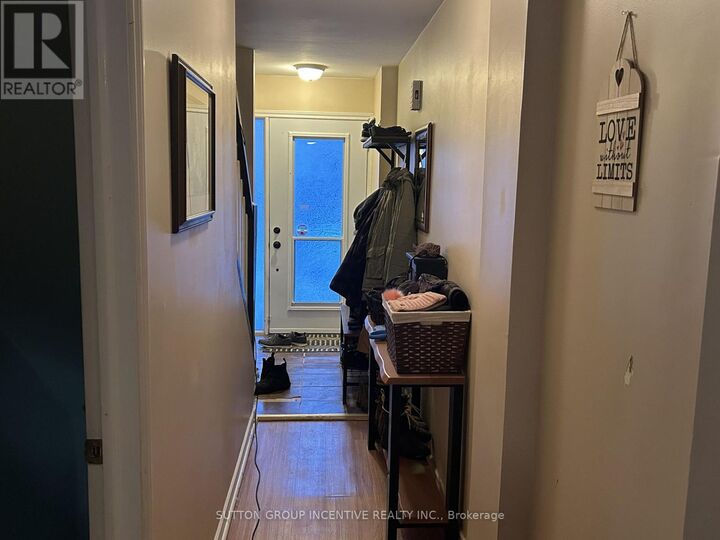 Property Photo:  553 Tenth Street  ON L9Y 4K6 