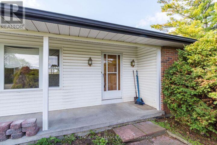 Property Photo:  1981 Frankford Road  ON K0K 2C0 