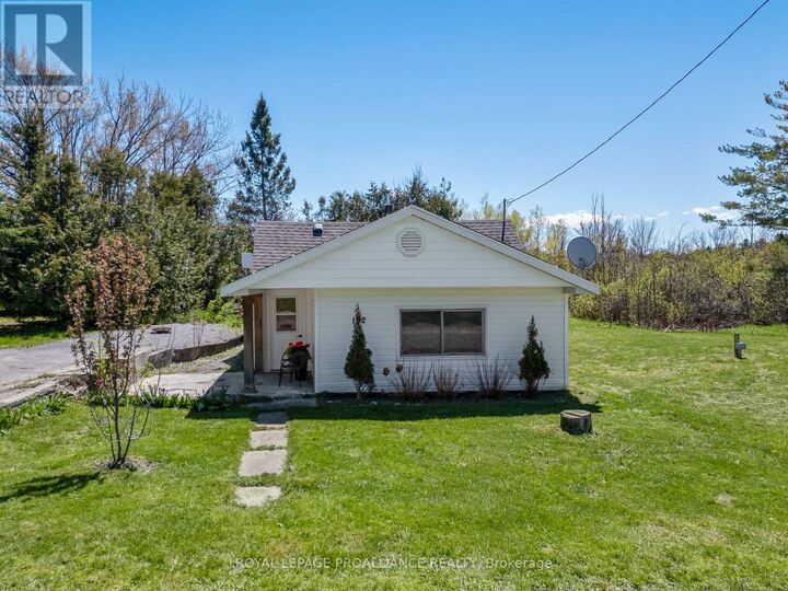 Property Photo:  192 Crookston Road  ON K0K 2K0 