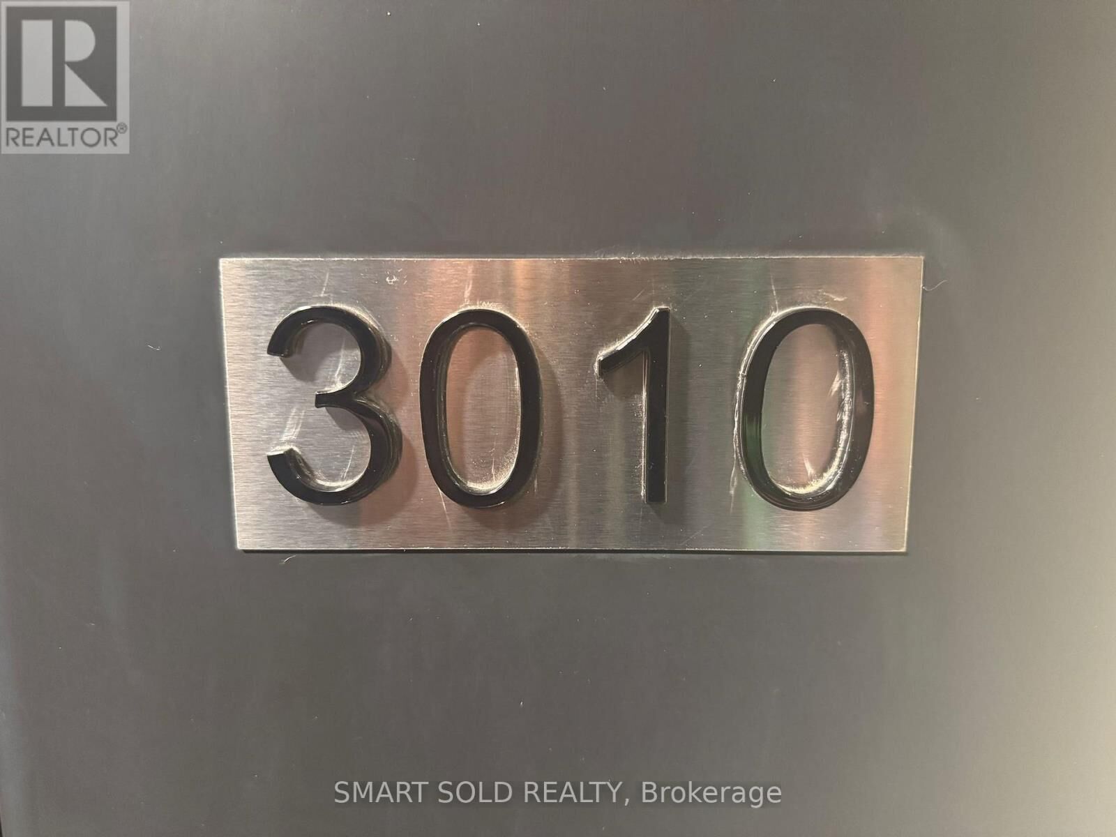 Property Photo:  252 Church Street 3010  ON M5B 0E6 
