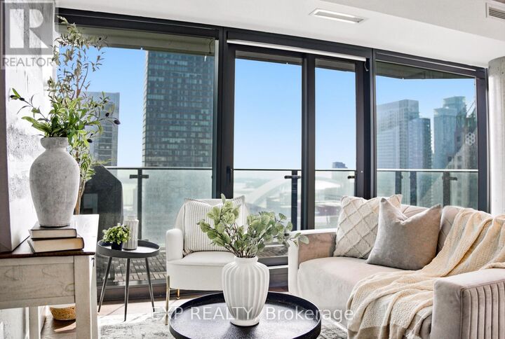 Property Photo:  224 King Street West 2906  ON M5H 0A6 