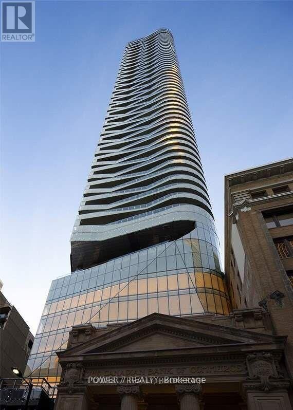 Property Photo:  197 Yonge Street West 2313  ON M5B 0C1 