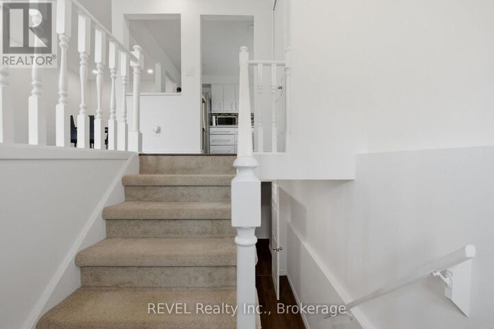 Property Photo:  14 Deborah Court  ON L2P 3R6 