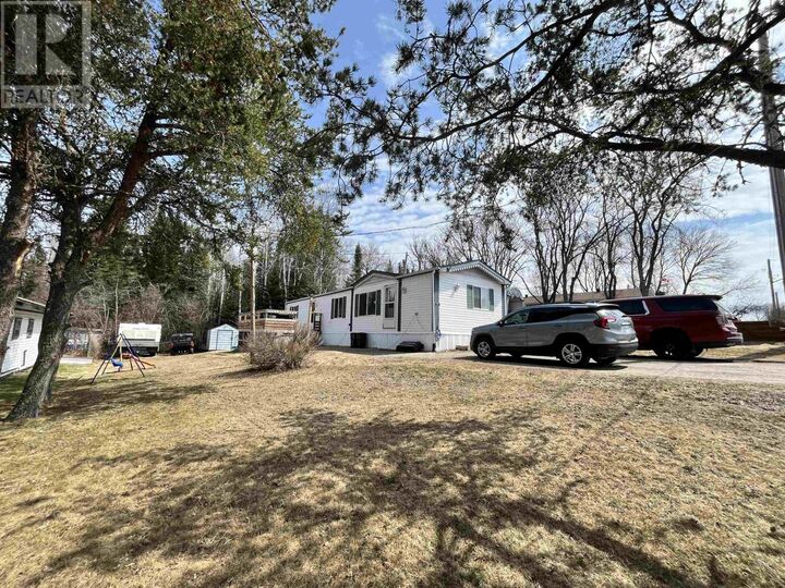 7 Short Forest Drive — photo 1
