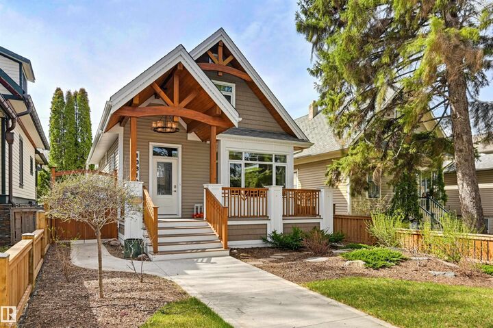 Property Photo:  10813 74 Avenue NW  AB T6E 1G8 