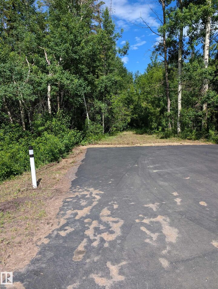 Property Photo: 33 57108 Range Road 220 AB T0A 2W0
