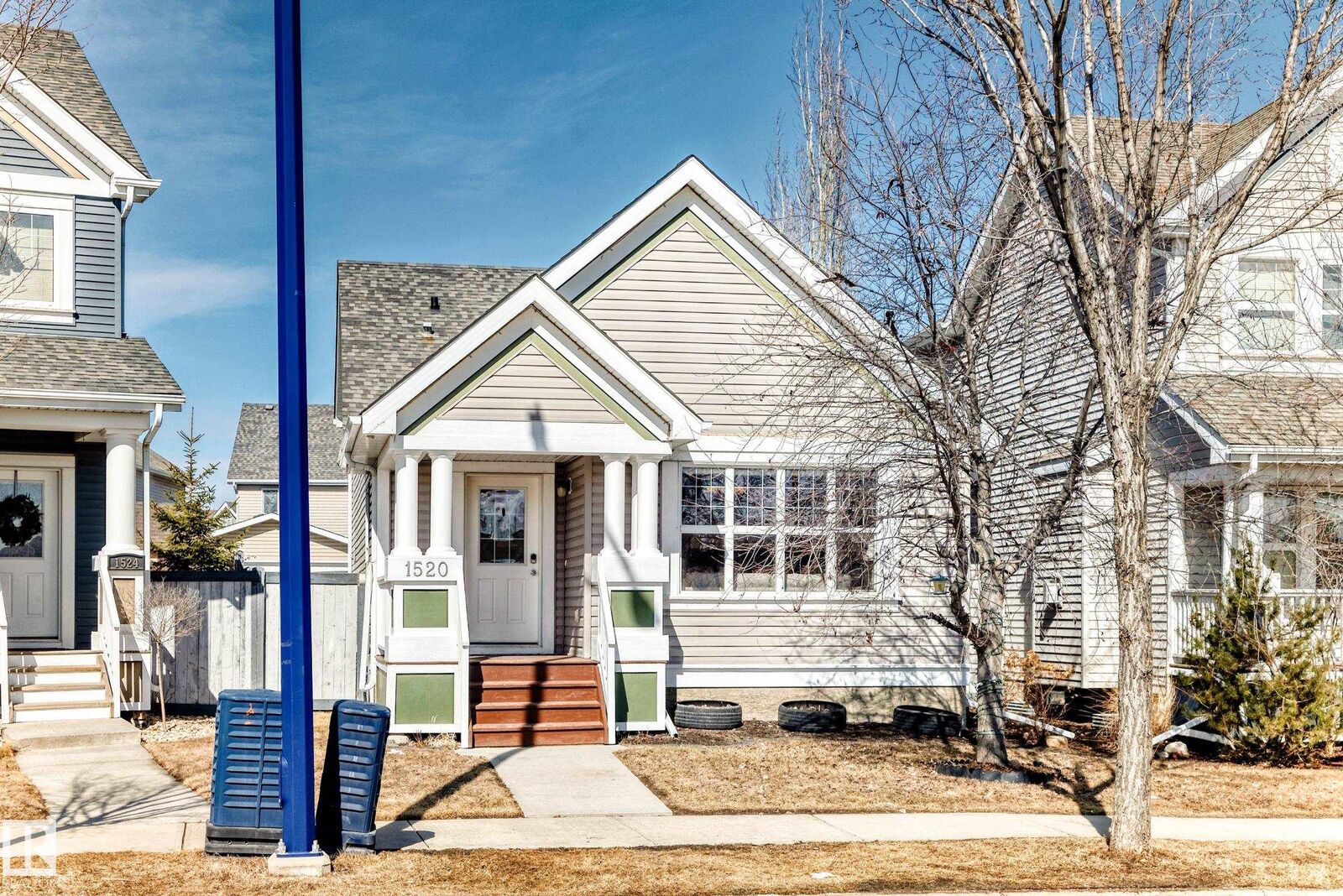 Property Photo:  1520 70 Street SW  AB T6X 0H3 