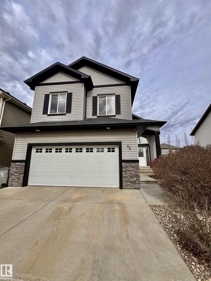 Photo de la propriété:  68 Rue Madelene  AB T4X 0E9 