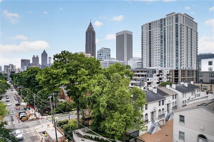 Property Photo: 790 Piedmont Avenue NE B GA 30308