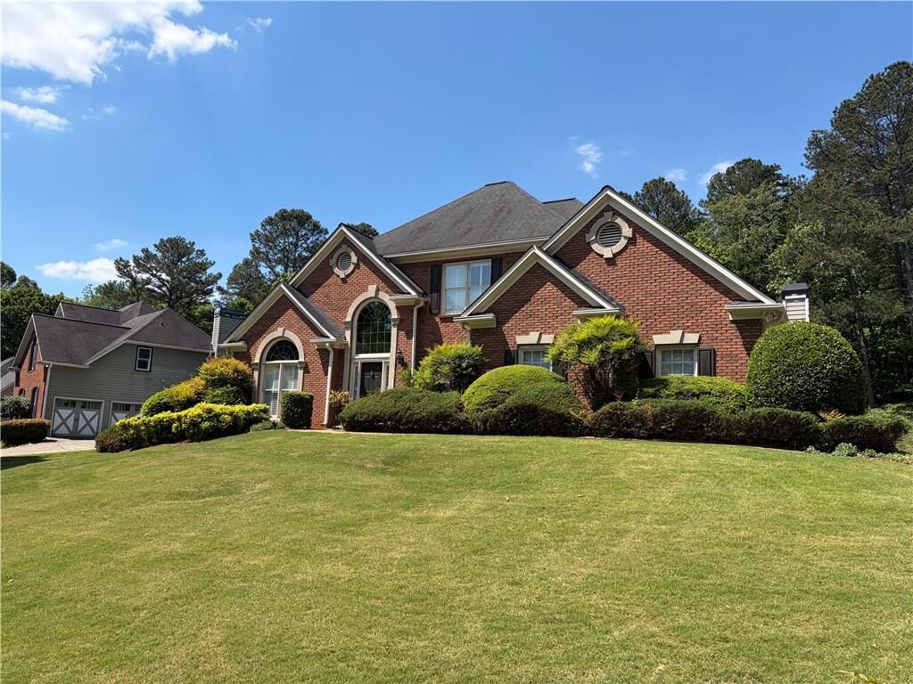 Property Photo:  1110 Woodland Trace  GA 30041 