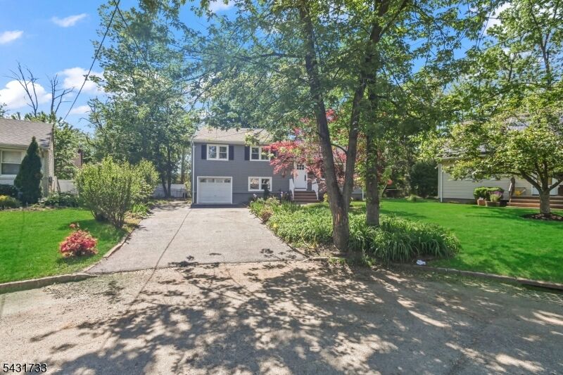 Property Photo:  1585 Saint Ann St  NJ 07076 