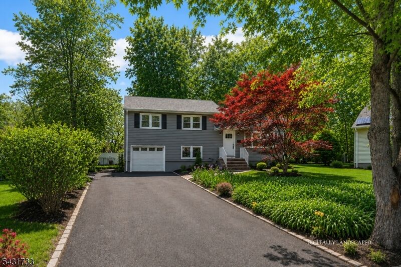 Property Photo:  1585 Saint Ann St  NJ 07076 