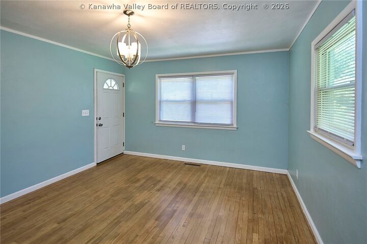 Property Photo:  615 Crestlyn Drive  WV 25302 