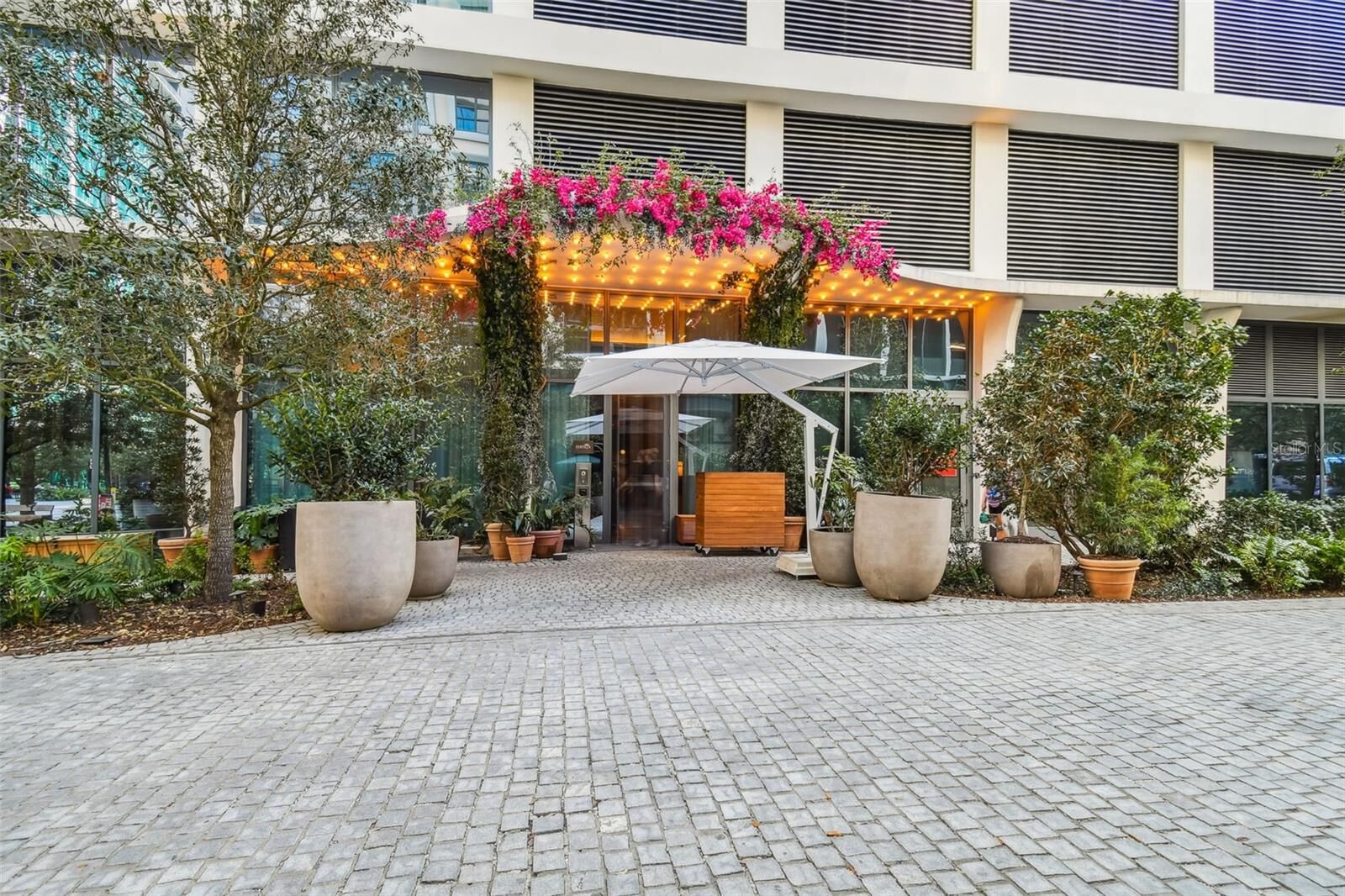 Property Photo:  1000 Water Street 2501  FL 33602 