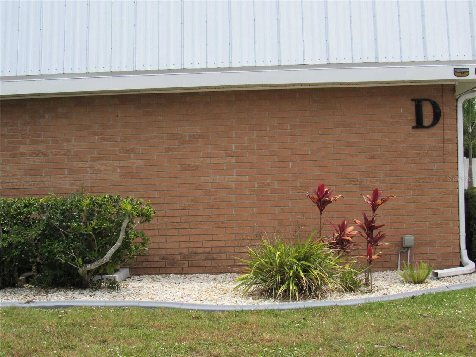 Property Photo:  22333 Edgewater Drive D-5  FL 33980 