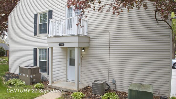 Property Photo:  2148 Painted Post Drive  MI 48433-2578 