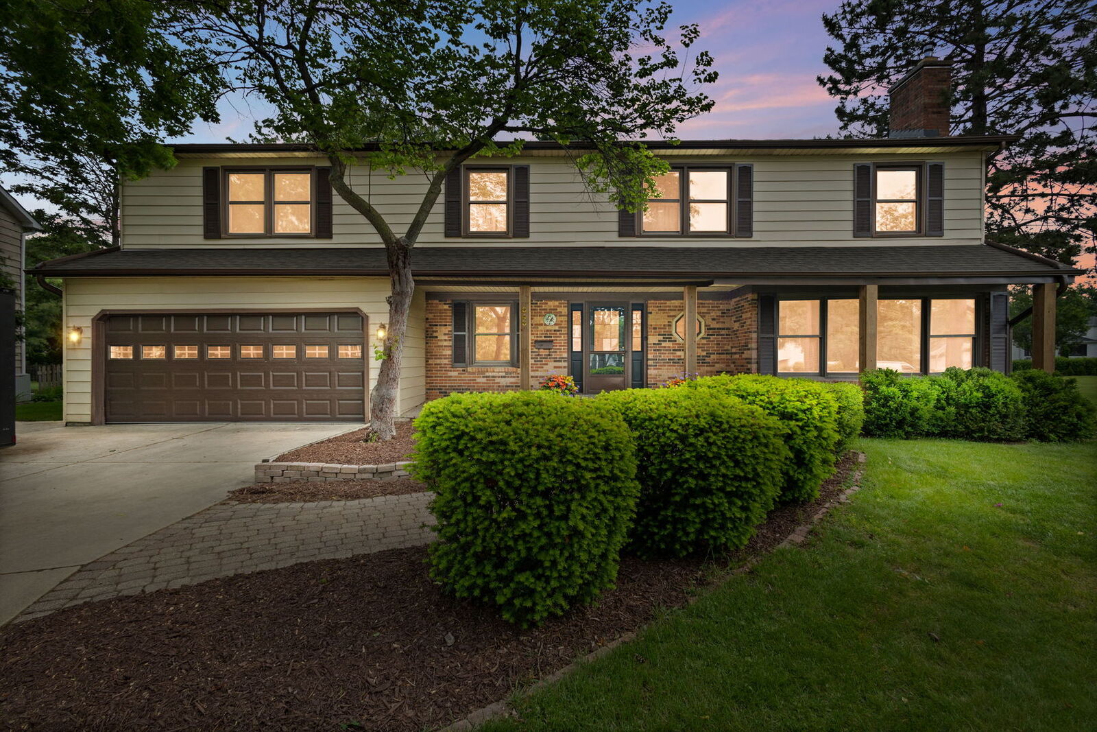 Property Photo:  648 62nd Court  IL 60516 