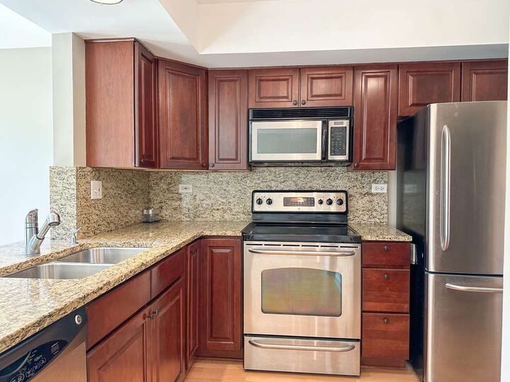 Property Photo:  11 Foxcroft Road 11-127  IL 60565 