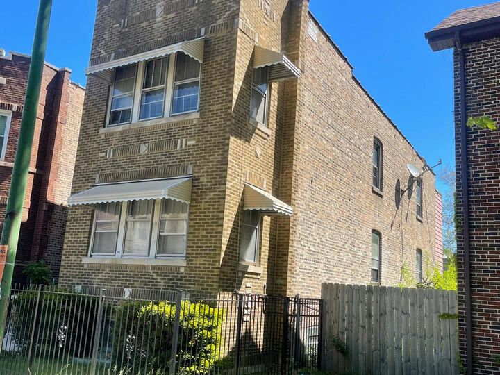 Property Photo:  6451 S Vernon Avenue  IL 60637 