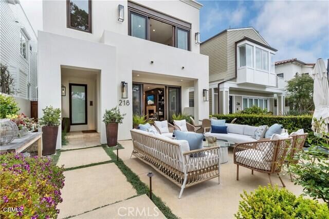 Property Photo: 218 Narcissus Avenue CA 92625