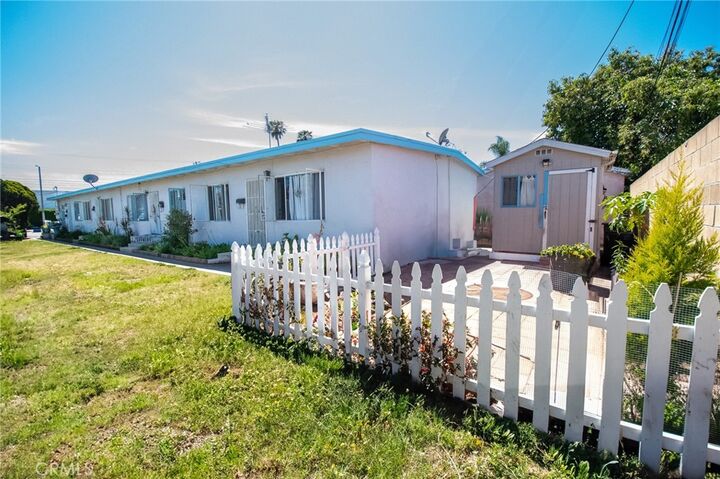 Property Photo:  1627 W 228th  CA 90501 