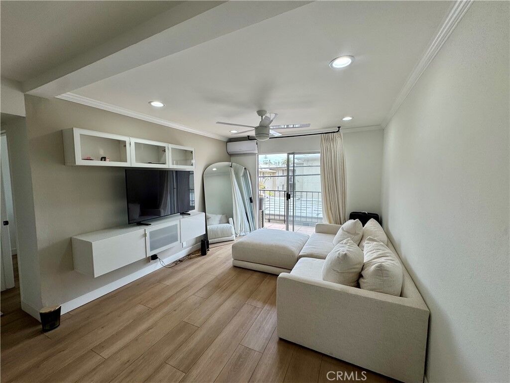 Property Photo:  460 Golden  CA 90802 