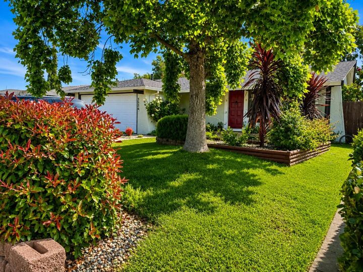 Property Photo: 3534 Huntsman Drive CA 95826