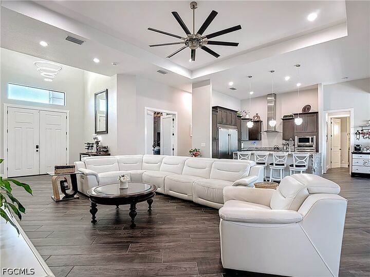 Property Photo:  3900 Gulfstream Parkway  FL 33993 